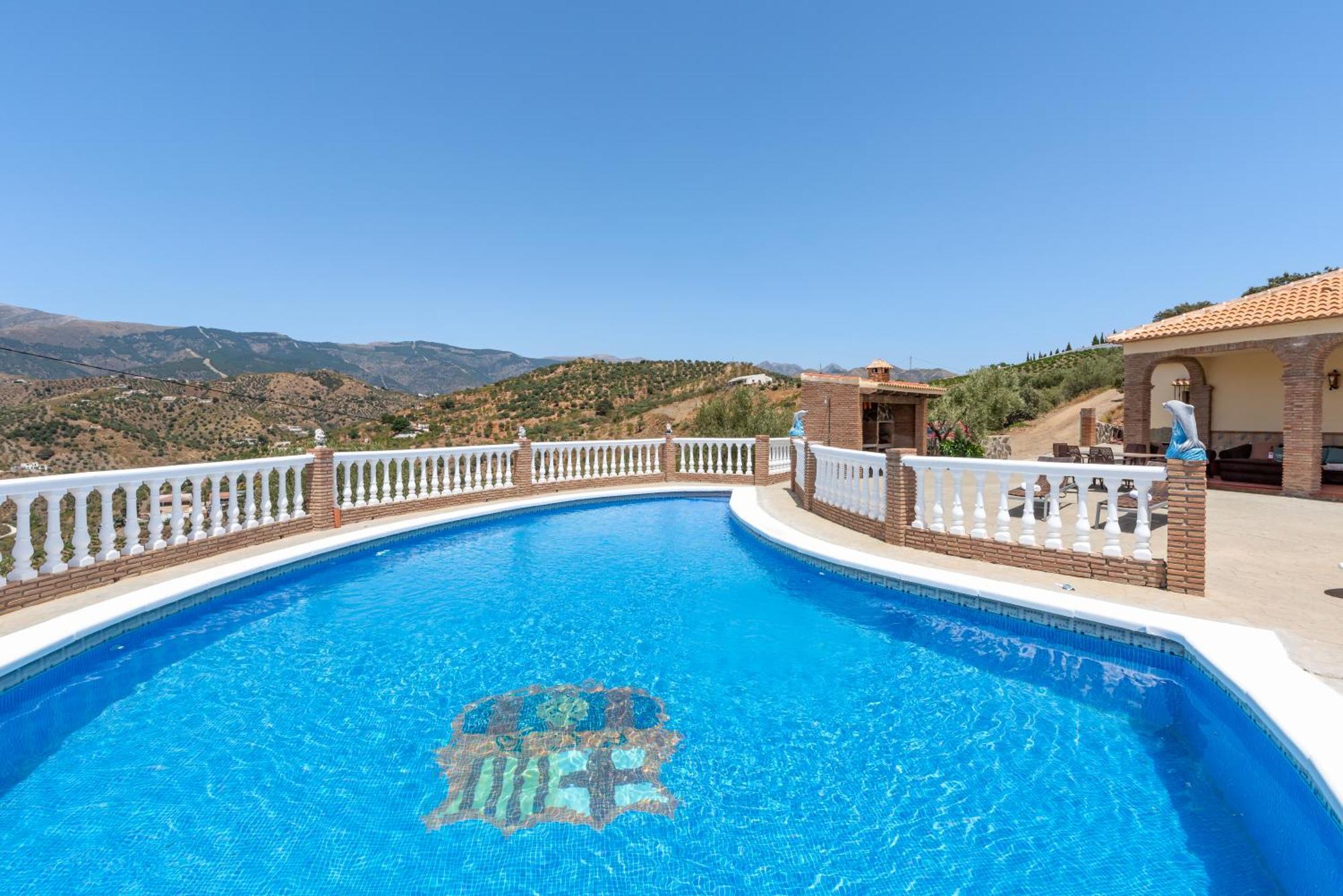 Acogedora Con Piscina, Barbacoa, Chimenea Y Vistas A La Sierra *
